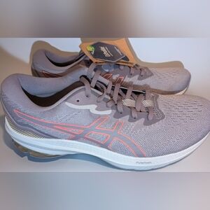 ASICS GT-1000 11 Women's Sneakers Size 10.5